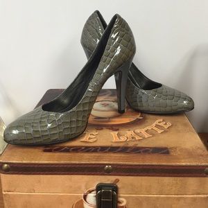 Jessica Simpson Pumps